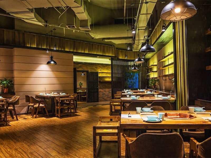 Restaurant Decor Design with Wood: Creating a Lasting and Charming Space